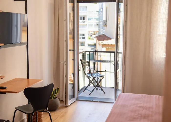 Il Colibri Гостьовий будинок Чефалу